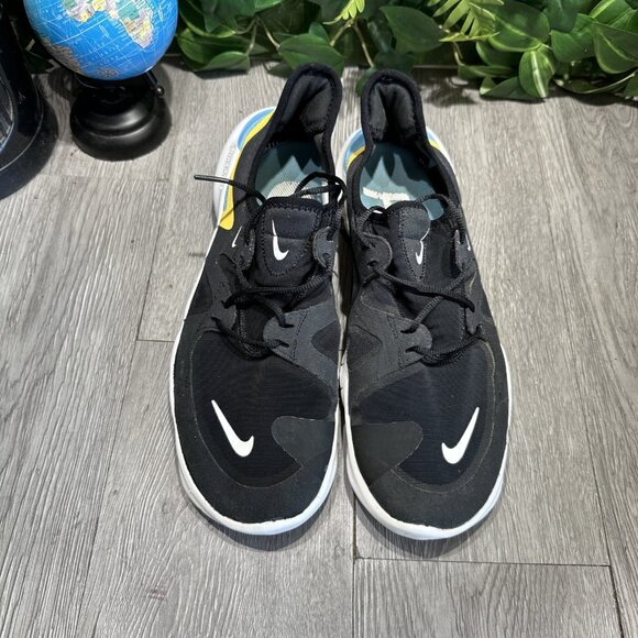 B11 Nike Free Run 5.0 Volt Men's Sz 10.5 Black Yellow Shoes Sneakers AQ1289-013 - Picture 2 of 8